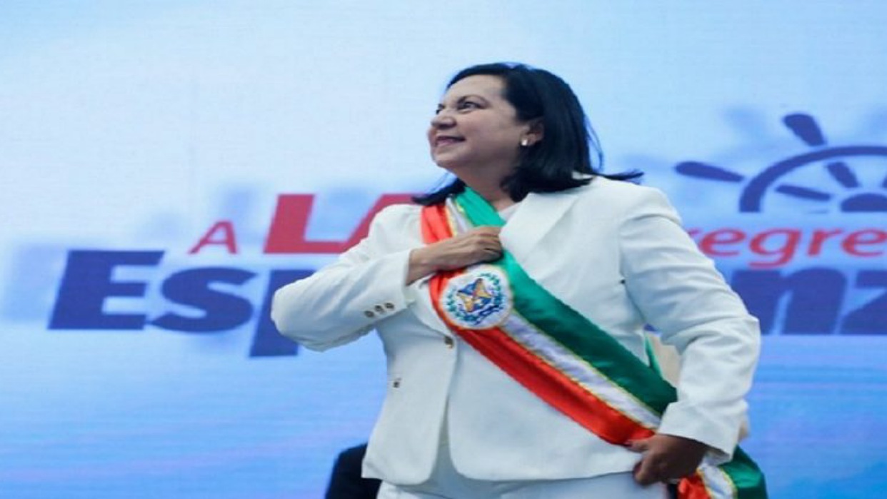 Carmen Meléndez se juramentó como alcaldesa de Caracas para el período 2025-29